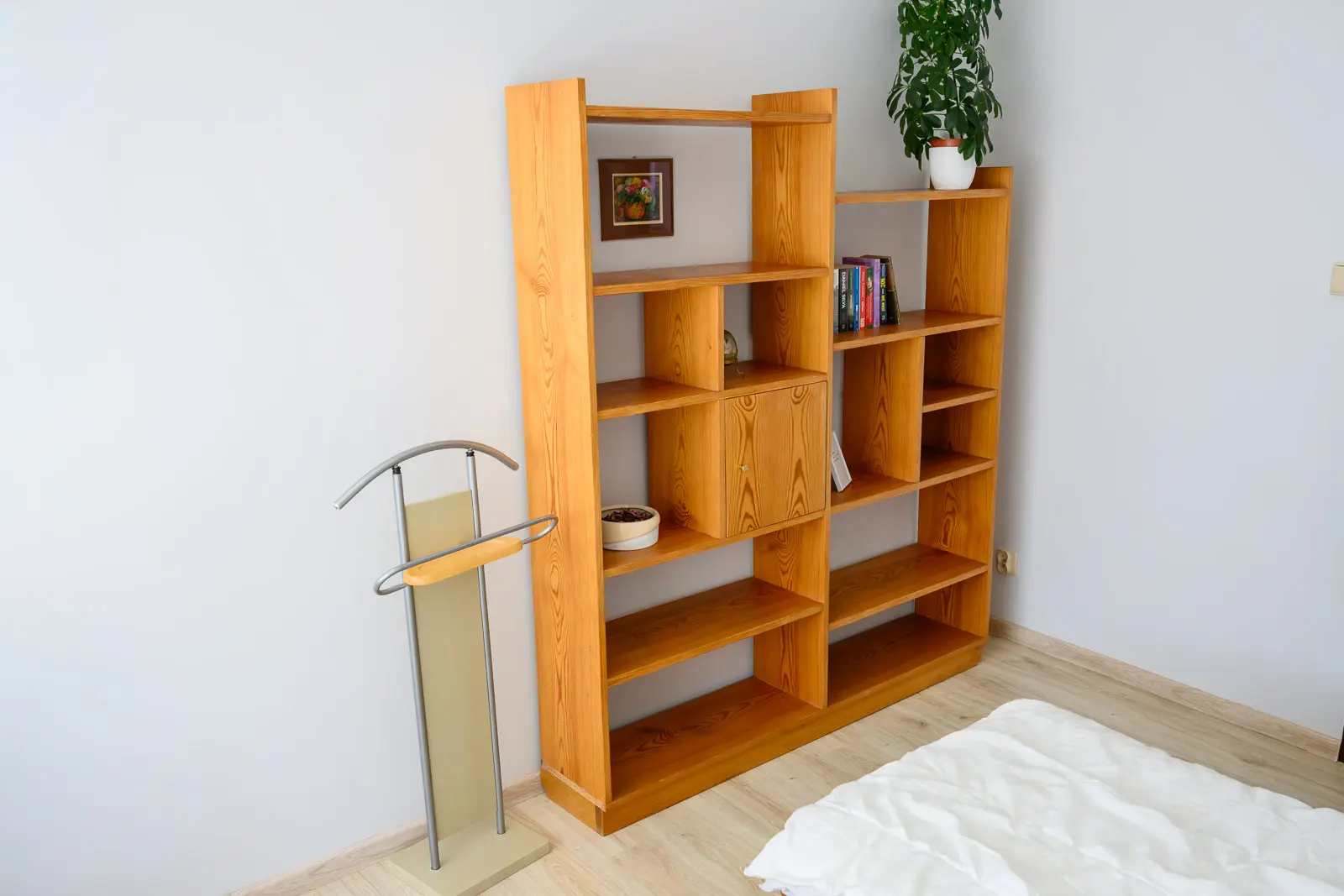 Apartament nr 2 w Rewie - pokój z łóżkiem