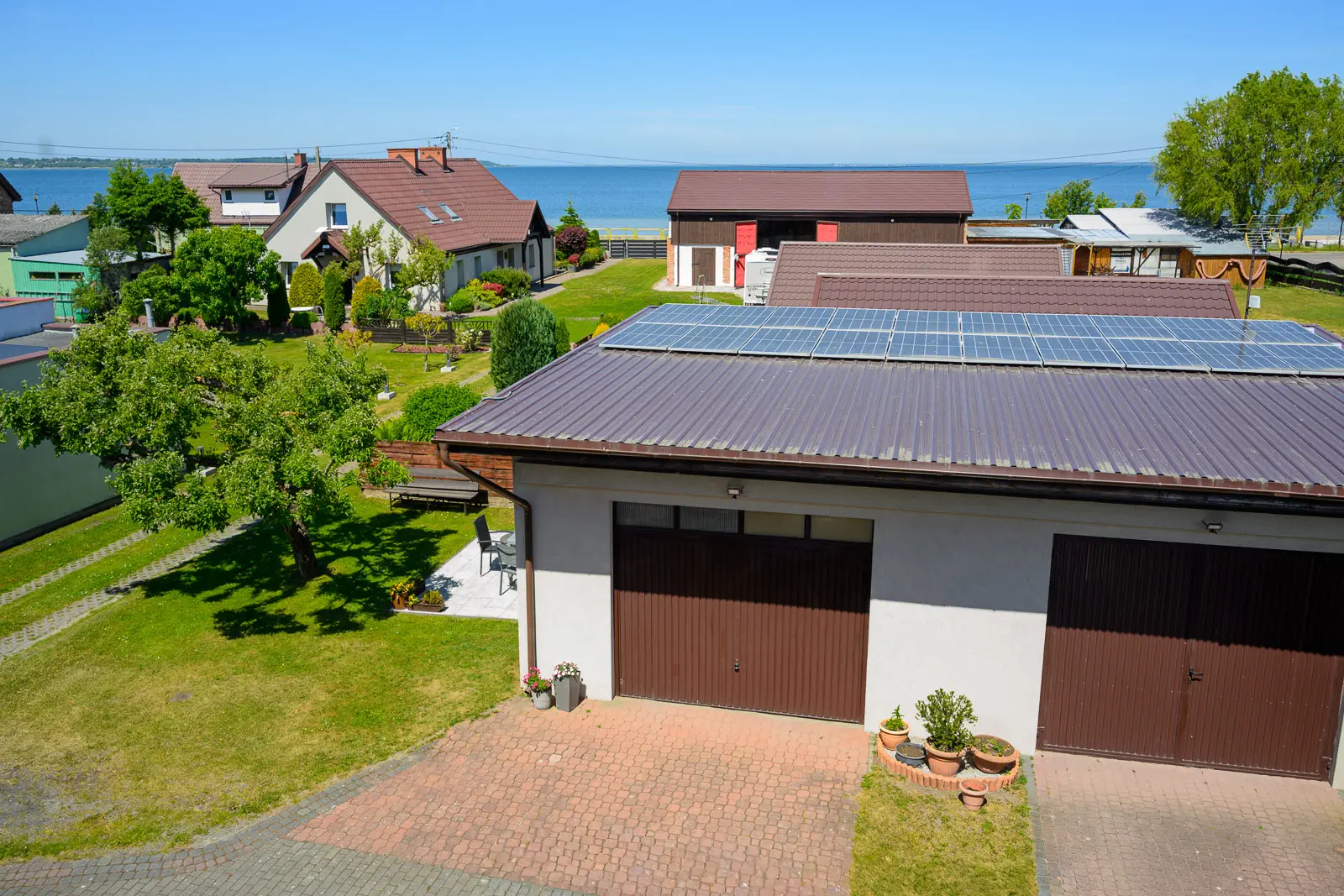 Apartament nr 2 w Rewie - przestronna kuchnia